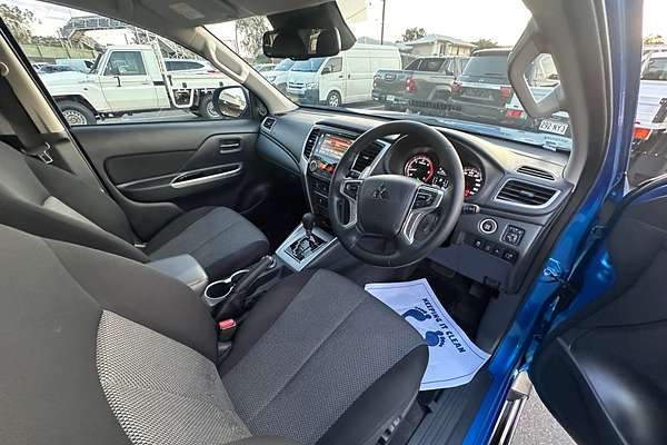 2023 Mitsubishi Triton GLS MR 4X4