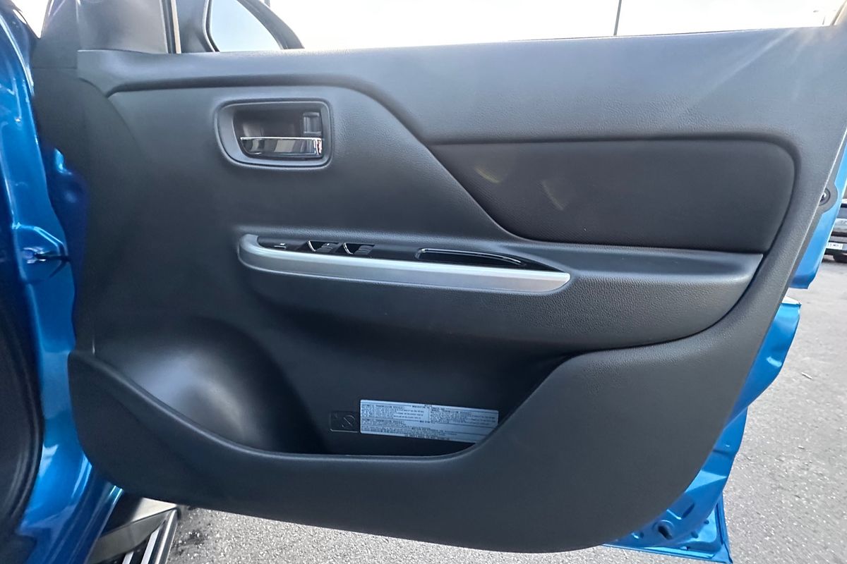 2023 Mitsubishi Triton GLS MR 4X4
