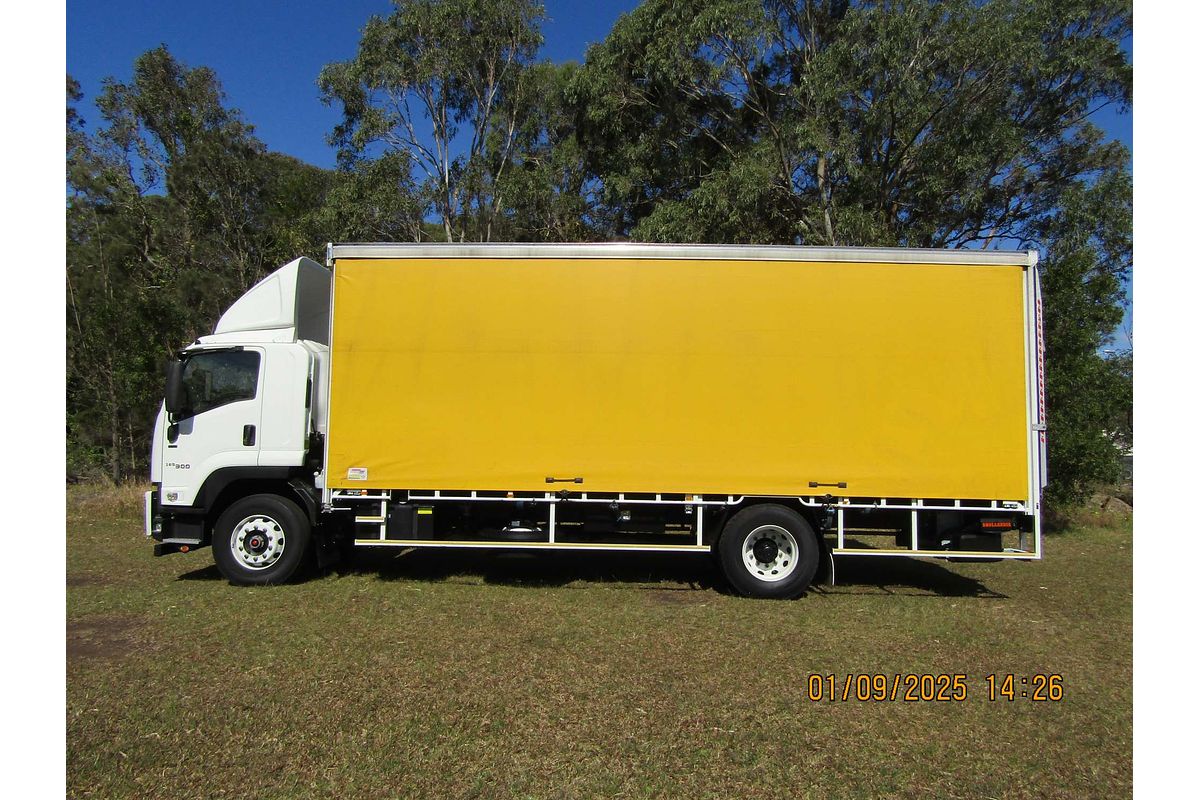 2022 Isuzu FVD