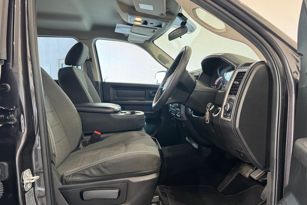 2022 RAM 1500 Express DS 4X4 SWB