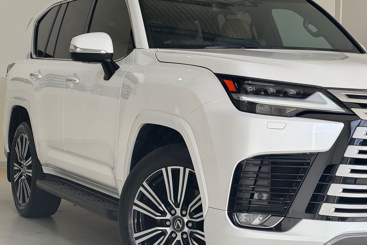 2023 Lexus LX LX600 VJA310R