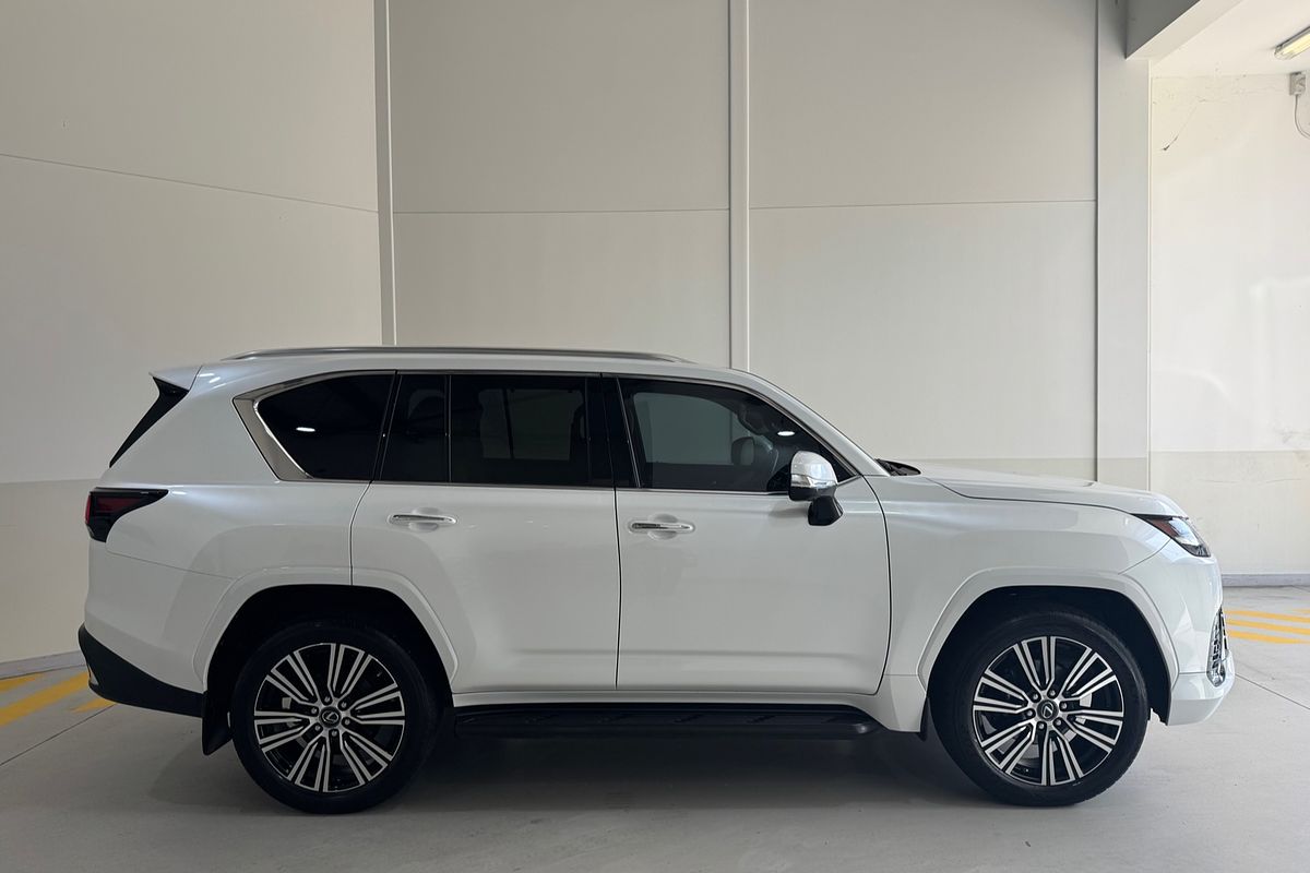 2023 Lexus LX LX600 VJA310R