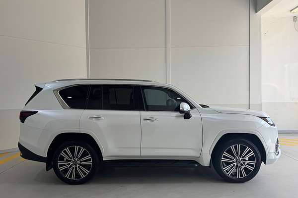 2023 Lexus LX LX600 VJA310R