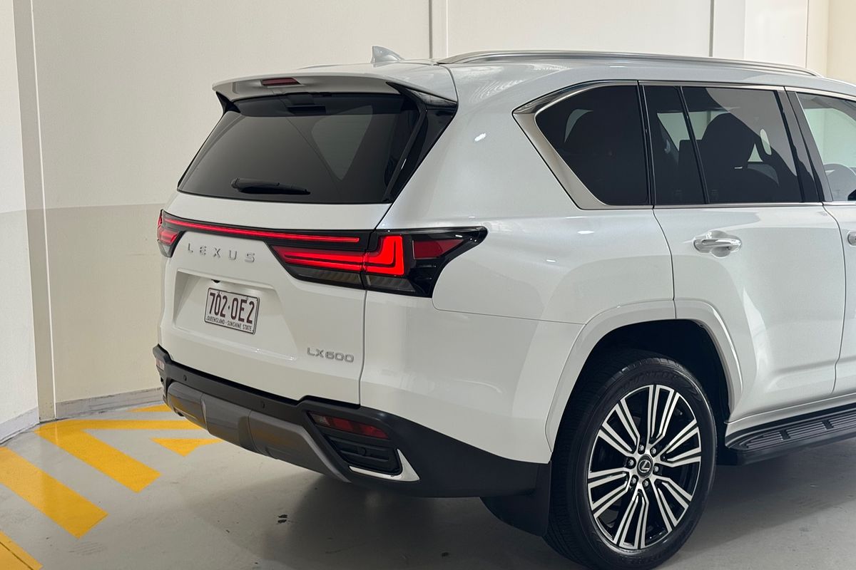 2023 Lexus LX LX600 VJA310R