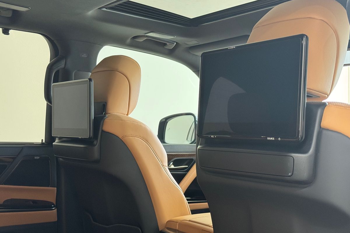 2023 Lexus LX LX600 VJA310R