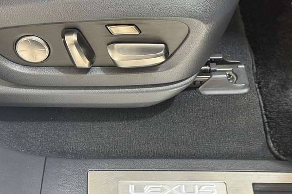 2023 Lexus LX LX600 VJA310R