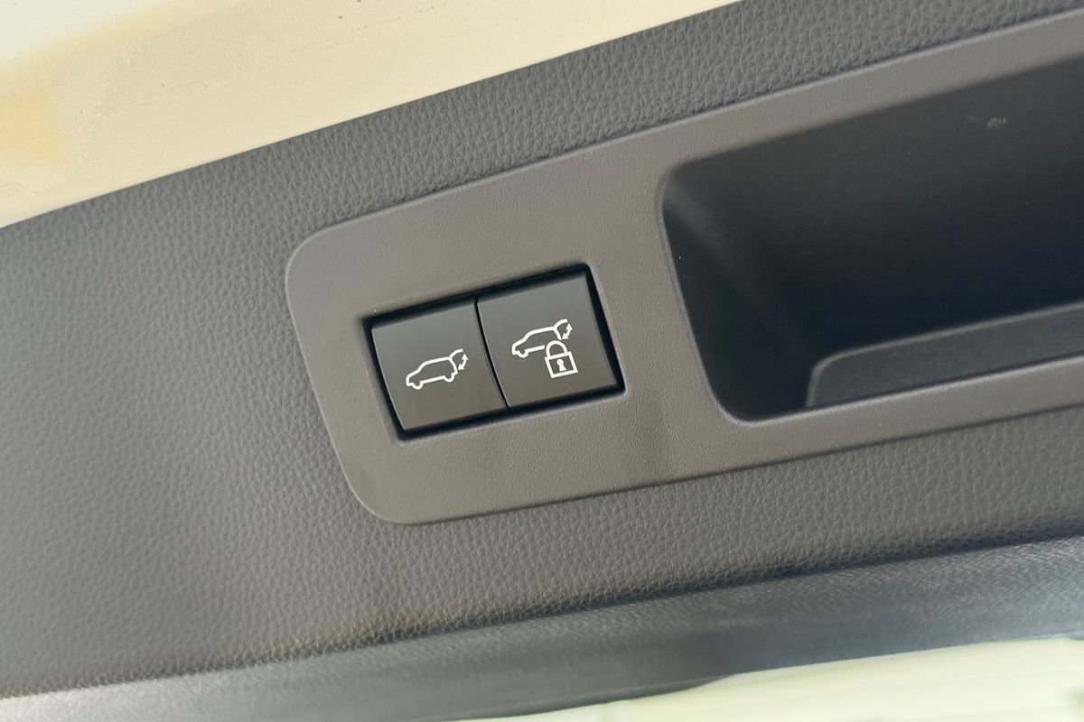 2023 Lexus LX LX600 VJA310R
