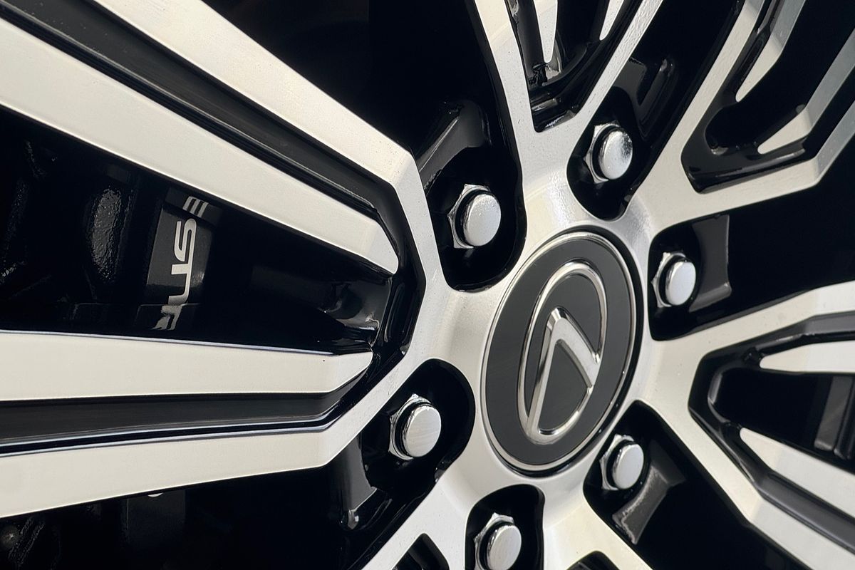 2023 Lexus LX LX600 VJA310R