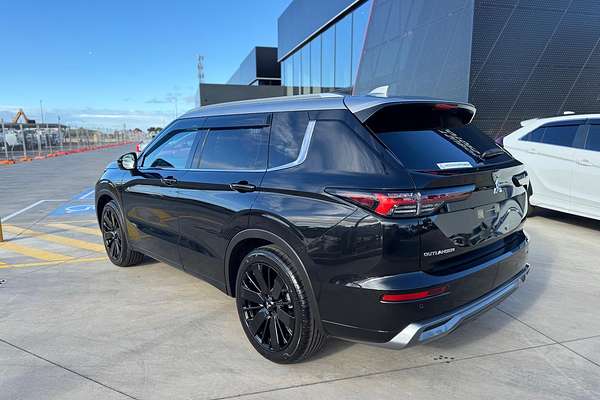 2025 Mitsubishi Outlander Exceed Tourer ZM