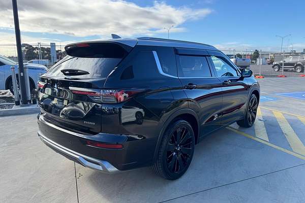 2025 Mitsubishi Outlander Exceed Tourer ZM