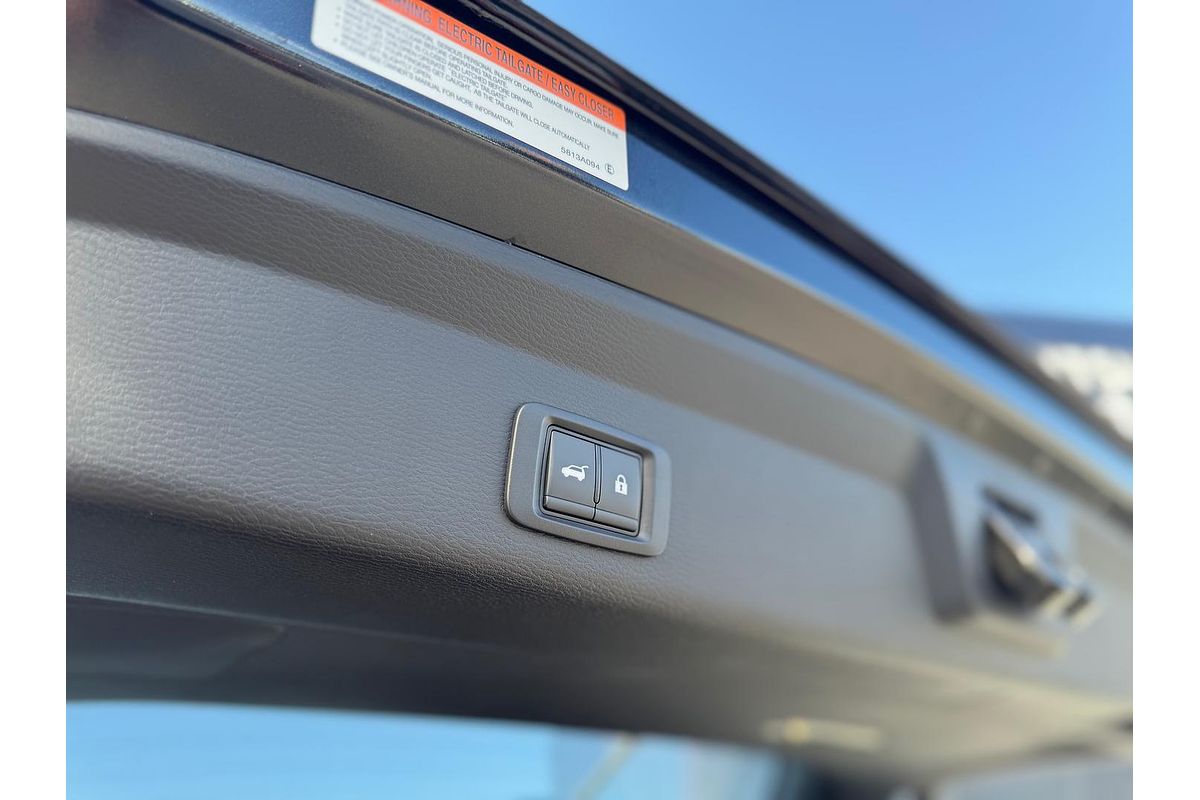 2025 Mitsubishi Outlander Exceed Tourer ZM