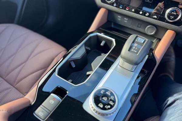 2025 Mitsubishi Outlander Exceed Tourer ZM