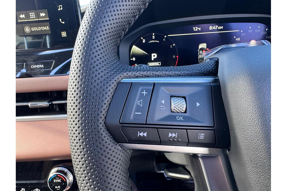 2025 Mitsubishi Outlander Exceed Tourer ZM
