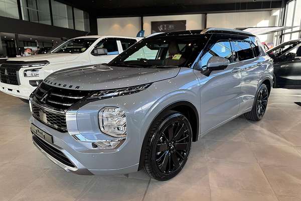 2025 Mitsubishi Outlander Exceed Tourer ZM
