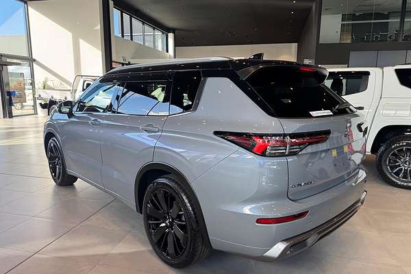 2025 Mitsubishi Outlander Exceed Tourer ZM