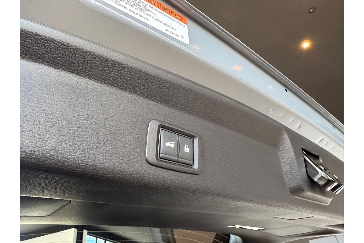 2025 Mitsubishi Outlander Exceed Tourer ZM