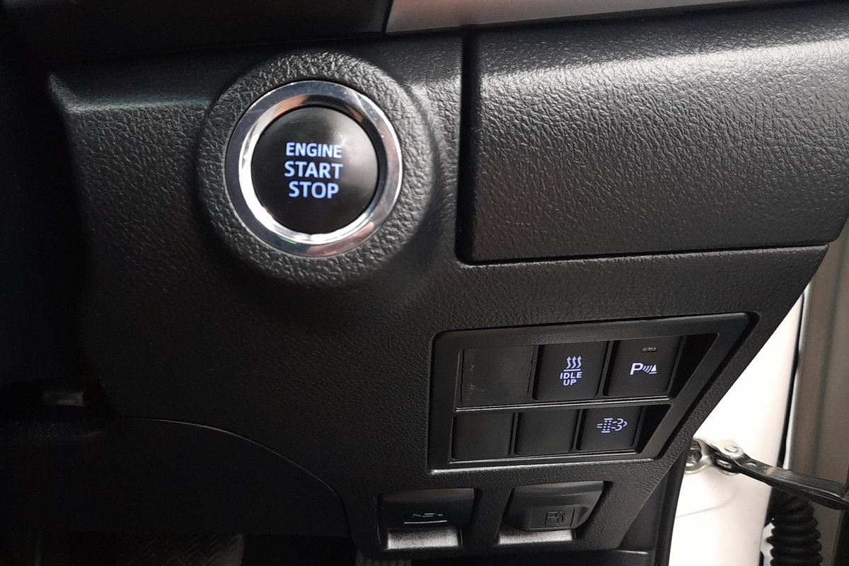 2021 Toyota Hilux SR5 GUN126R 4X4