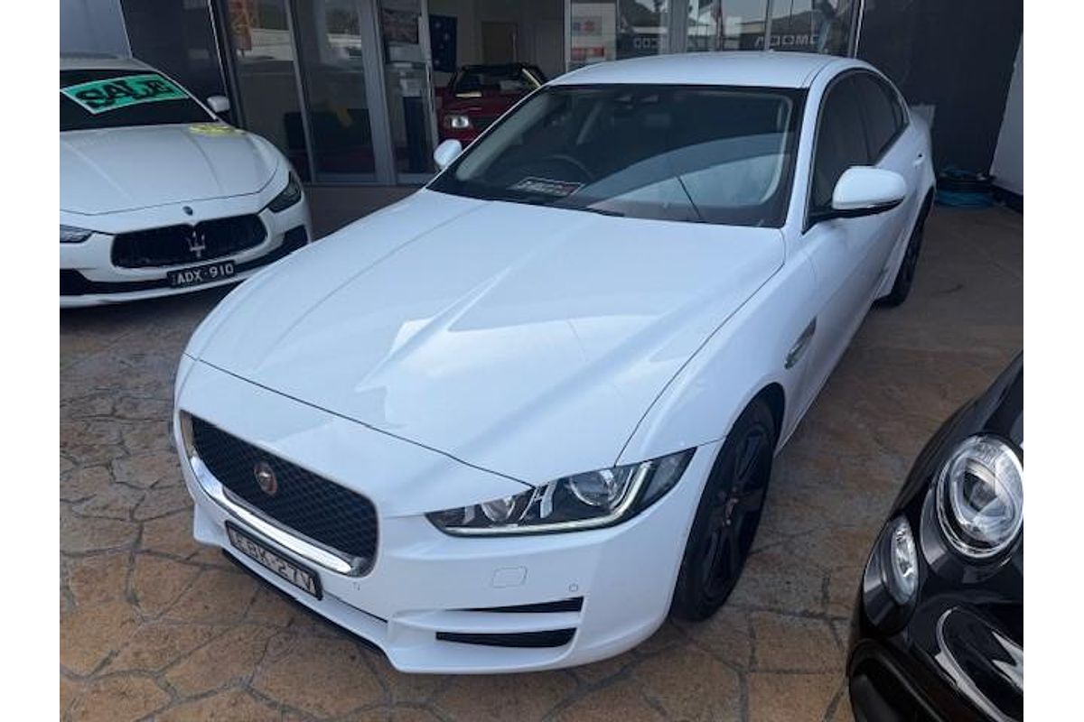 2015 Jaguar XE 20t Prestige X760