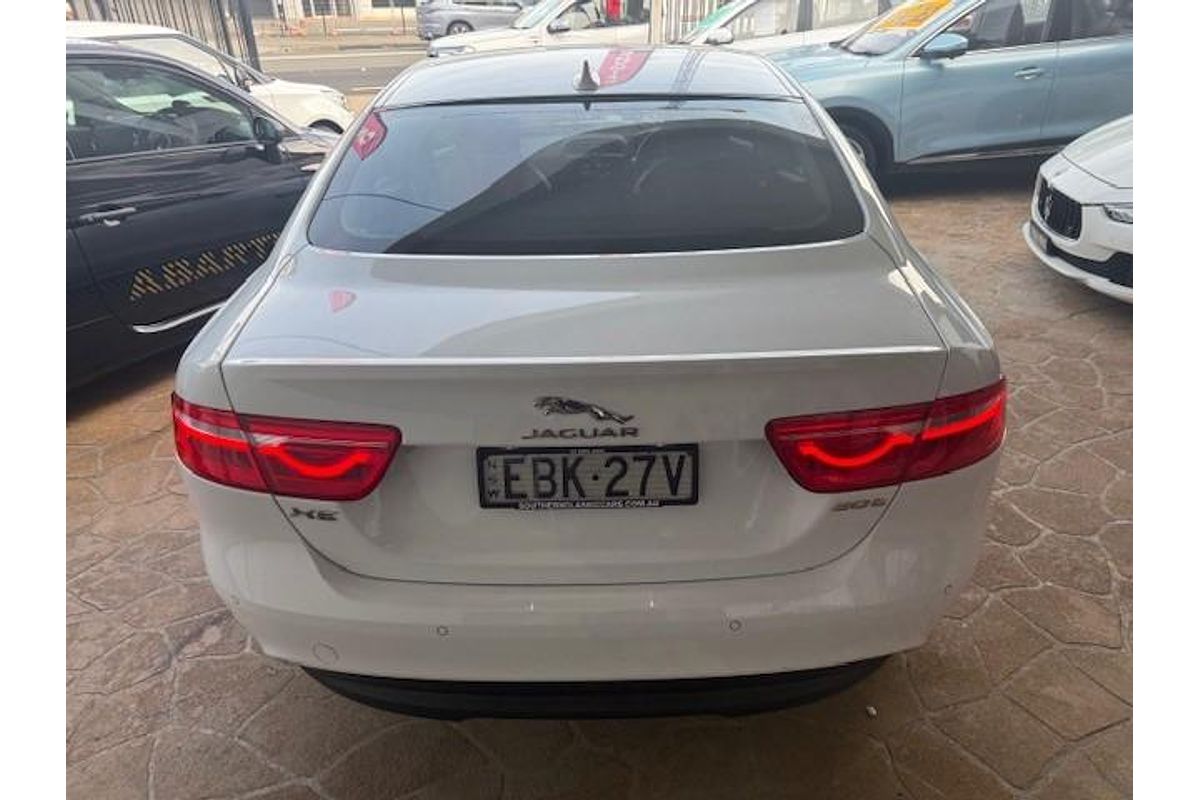 2015 Jaguar XE 20t Prestige X760