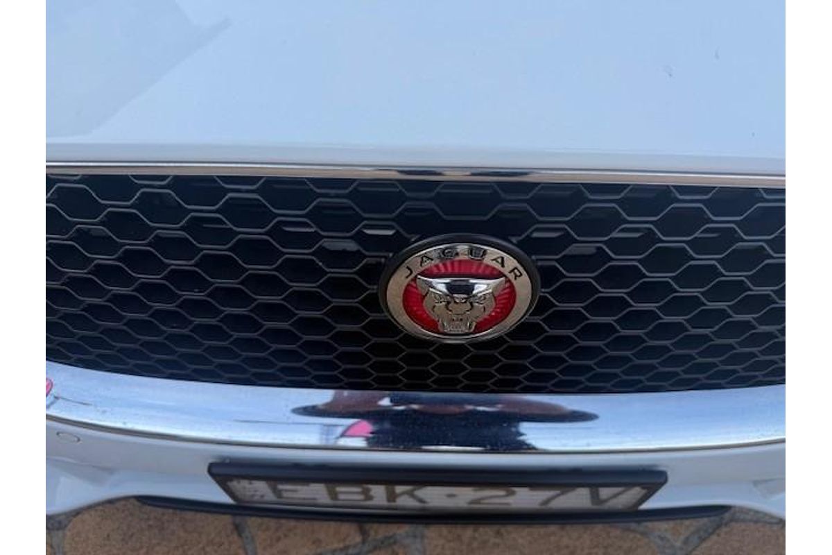 2015 Jaguar XE 20t Prestige X760