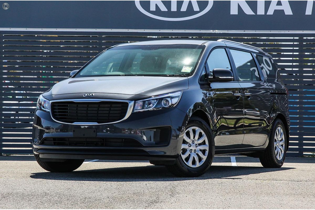 2017 Kia Carnival S YP