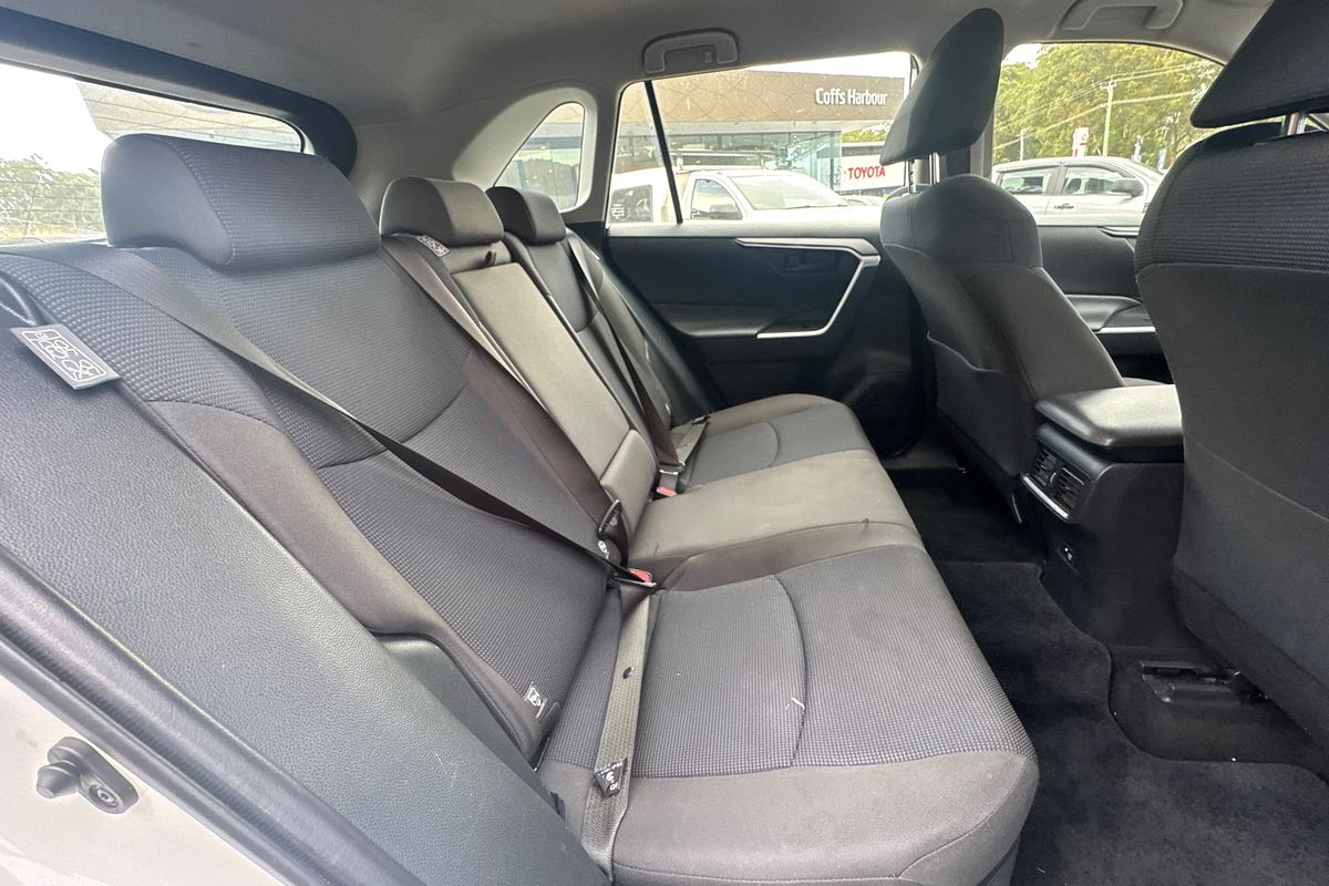 2021 Toyota RAV4 GX AXAH52R