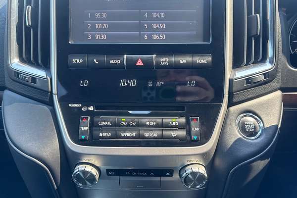2017 Toyota Landcruiser VX VDJ200R