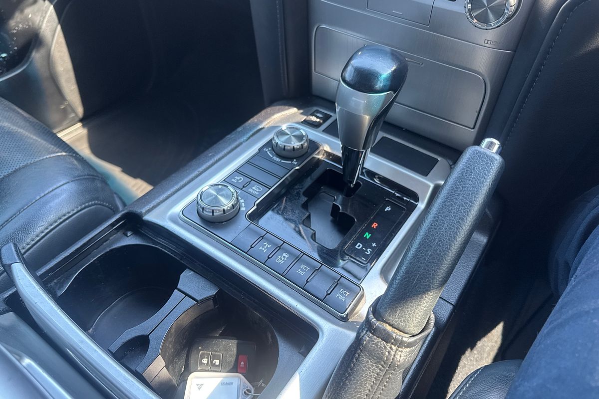 2017 Toyota Landcruiser VX VDJ200R