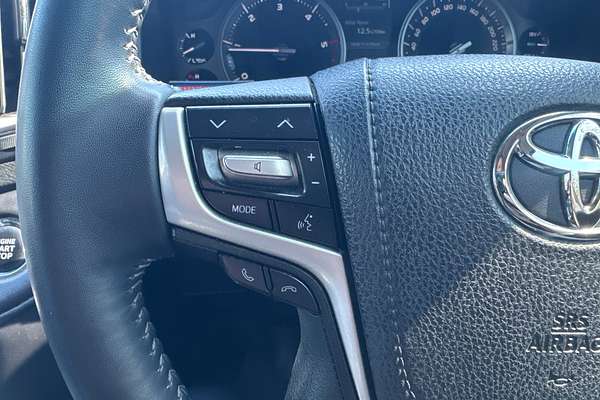 2017 Toyota Landcruiser VX VDJ200R
