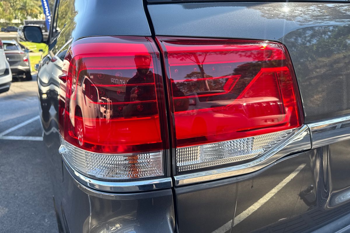 2017 Toyota Landcruiser VX VDJ200R