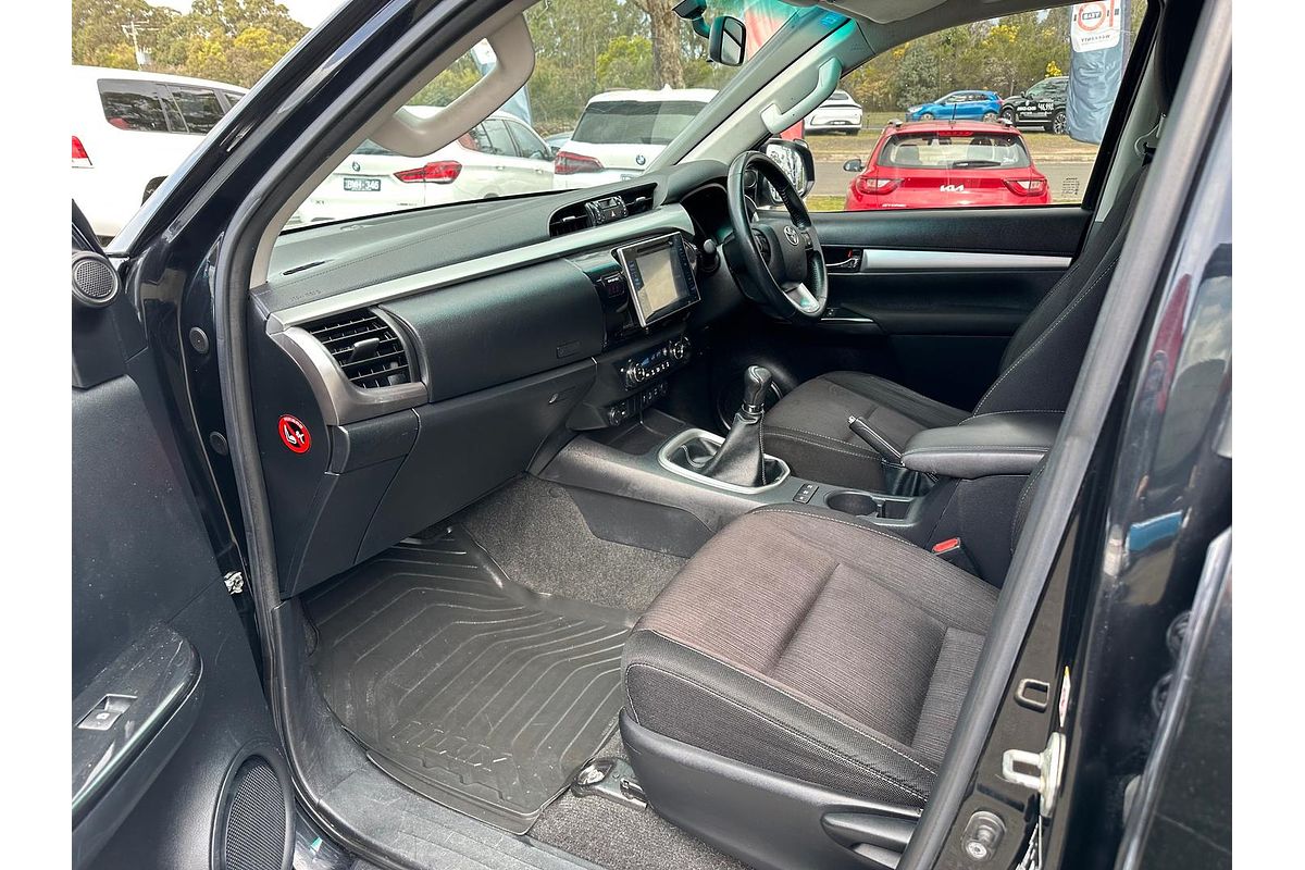 2018 Toyota Hilux SR5 GUN126R 4X4