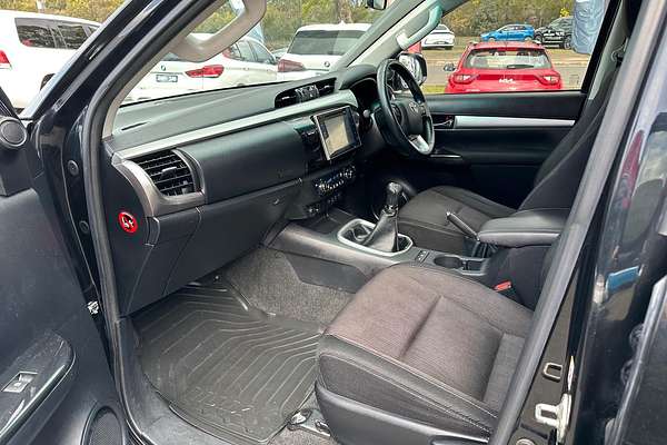 2018 Toyota Hilux SR5 GUN126R 4X4
