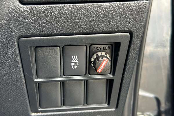 2018 Toyota Hilux SR5 GUN126R 4X4