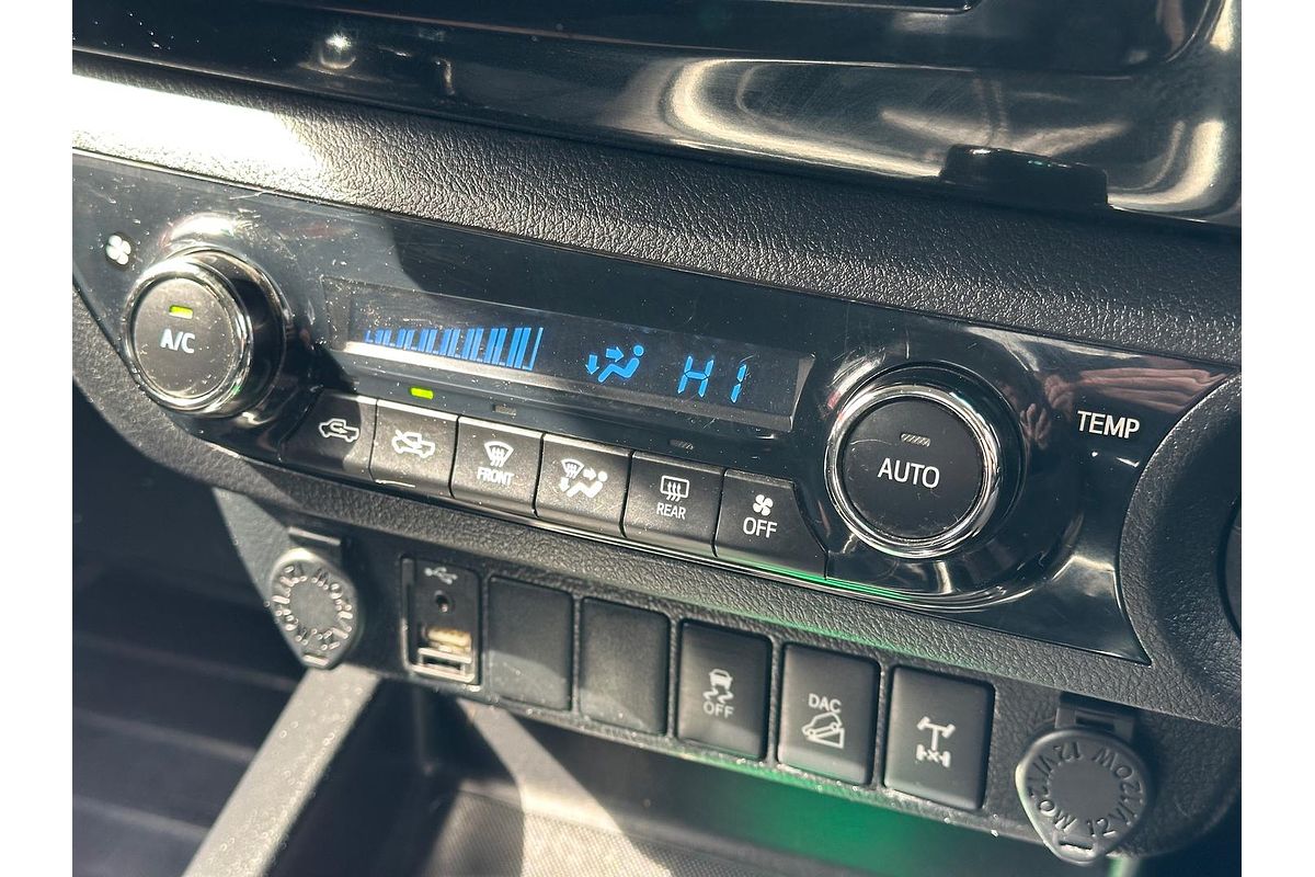 2018 Toyota Hilux SR5 GUN126R 4X4
