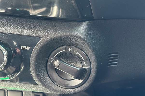 2018 Toyota Hilux SR5 GUN126R 4X4