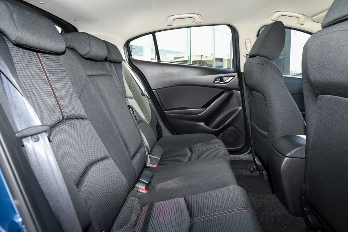 2023 Mazda MX-30 G20e Evolve DR Series