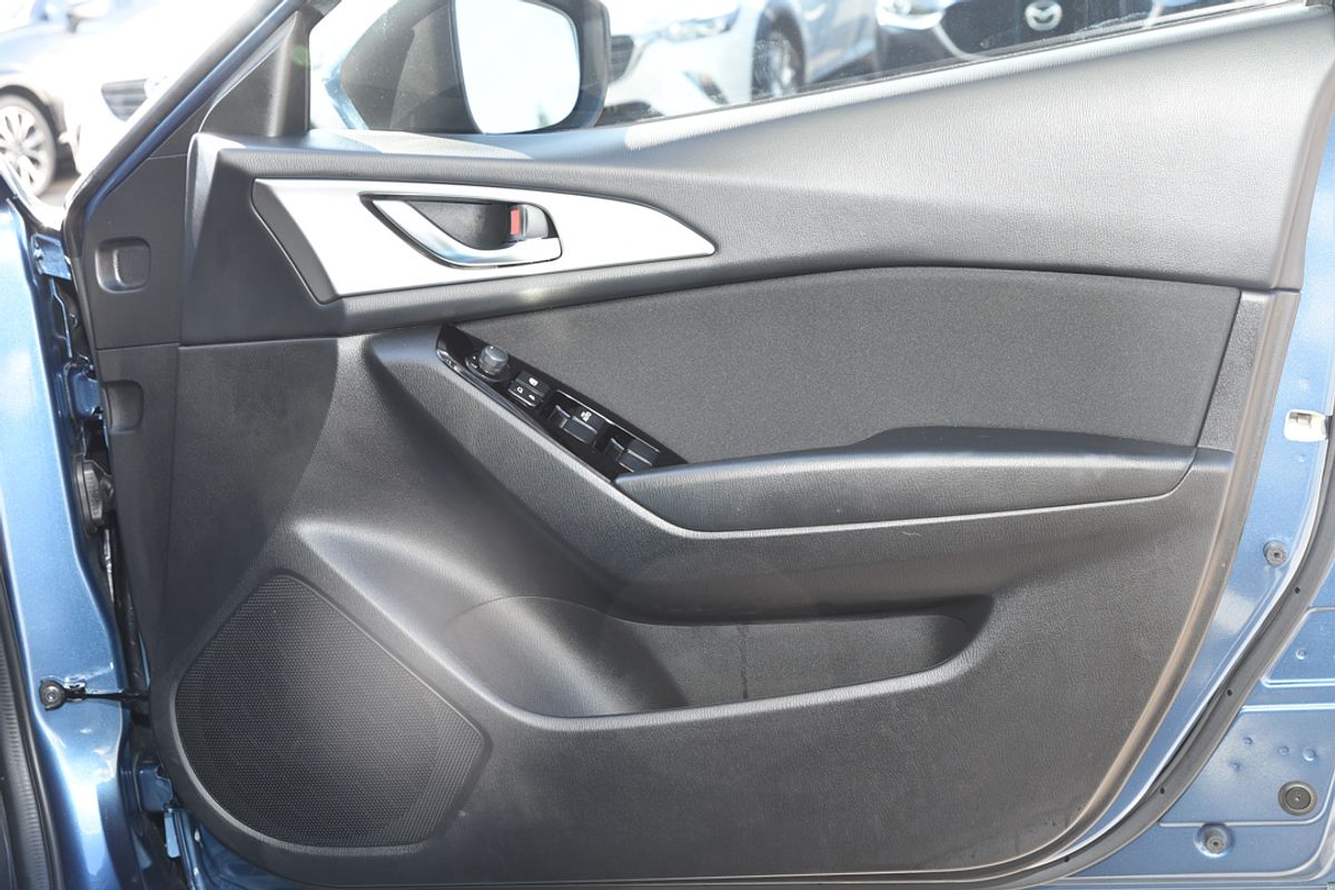 2023 Mazda MX-30 G20e Evolve DR Series