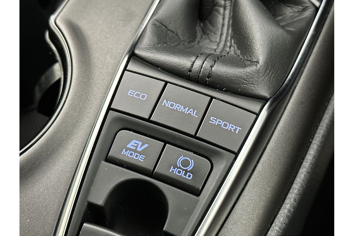 2024 Toyota Camry Ascent AXVH70R