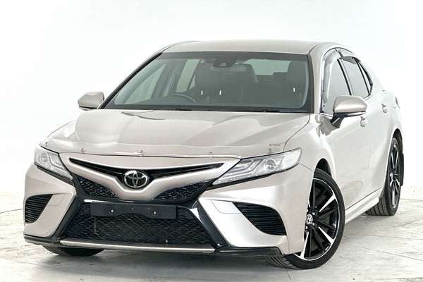 2020 Toyota Camry SX GSV70R