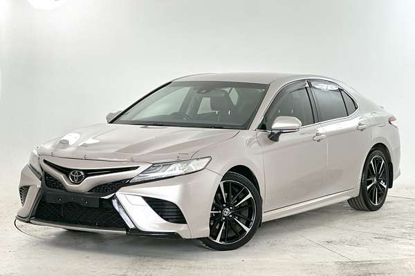 2020 Toyota Camry SX GSV70R