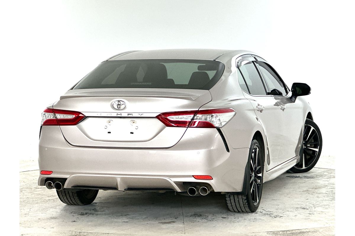 2020 Toyota Camry SX GSV70R