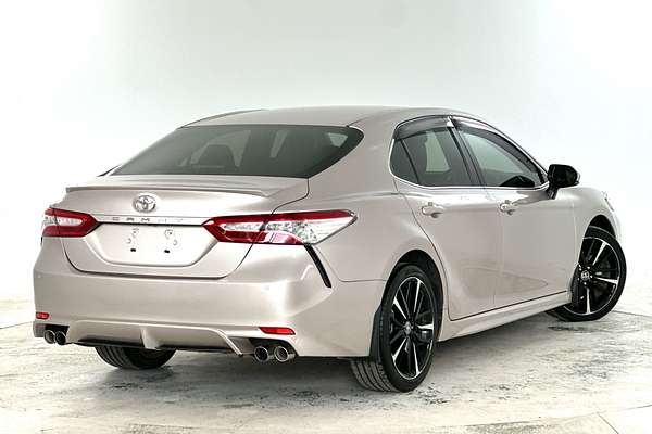 2020 Toyota Camry SX GSV70R