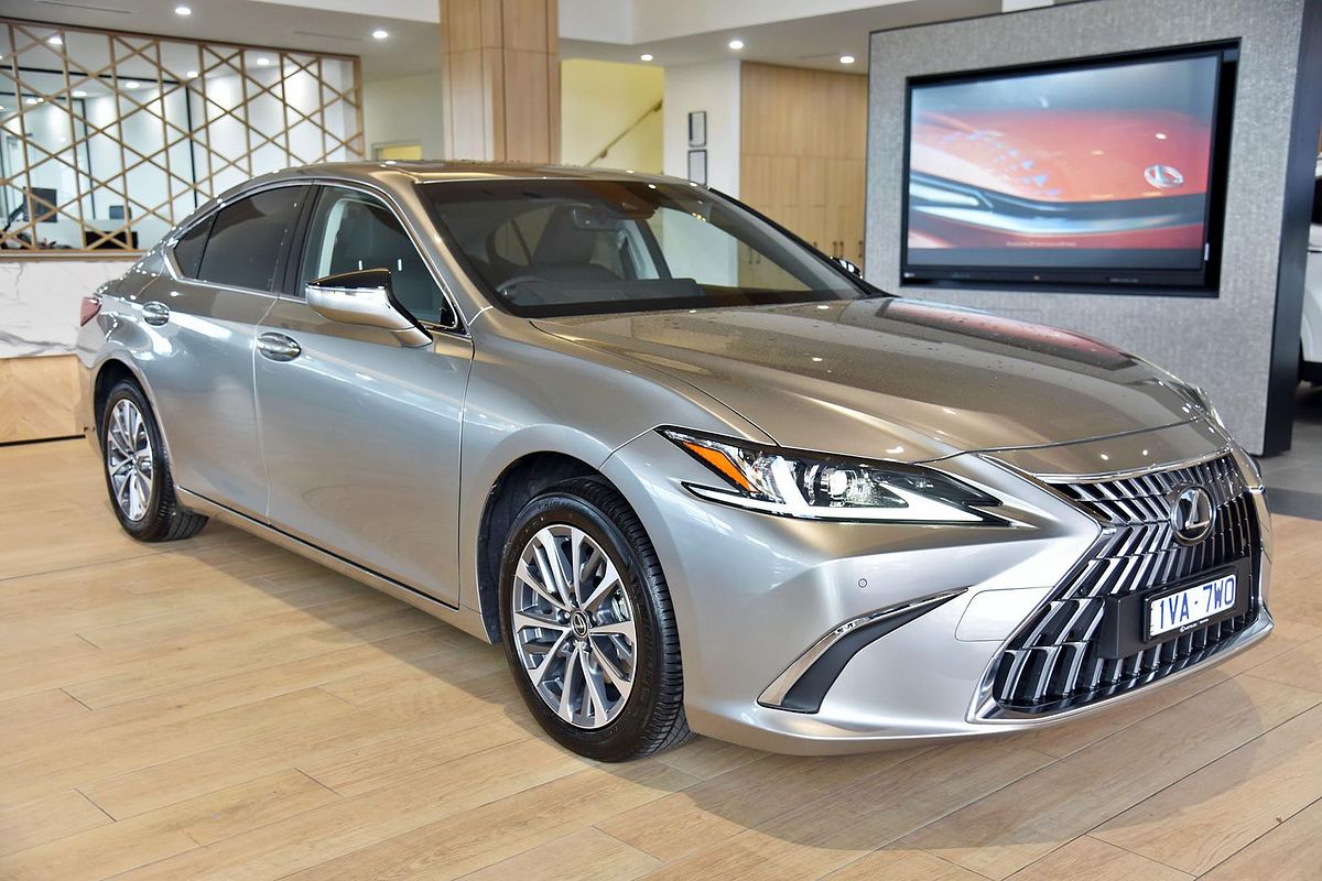 2024 Lexus ES ES250 Luxury AXZA10R