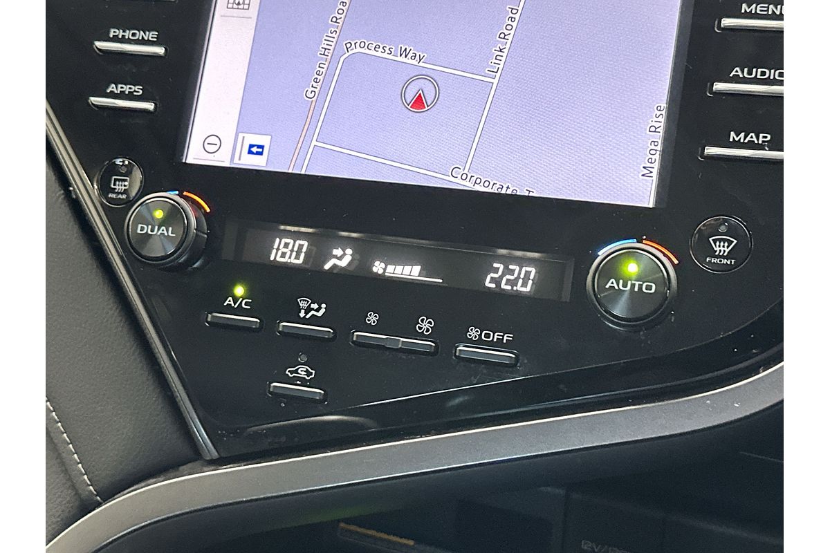 2020 Toyota Camry SX GSV70R