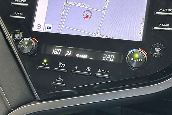2020 Toyota Camry SX GSV70R
