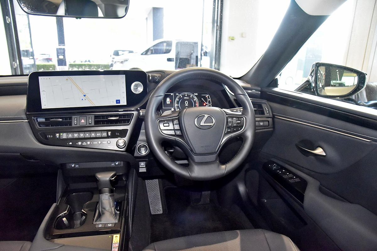 2024 Lexus ES ES250 Luxury AXZA10R