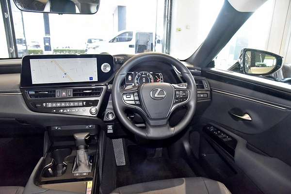 2024 Lexus ES ES250 Luxury AXZA10R