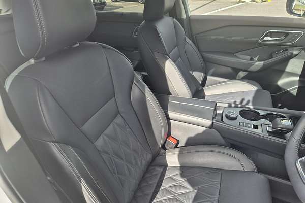 2025 Nissan X-TRAIL Ti-L T33