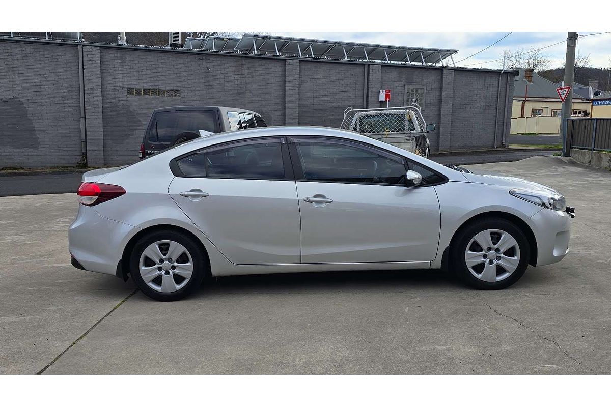 2017 Kia Cerato S YD
