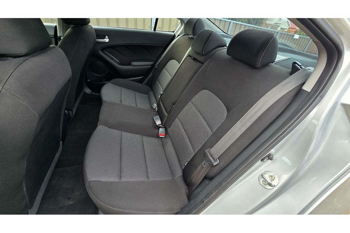 2017 Kia Cerato S YD